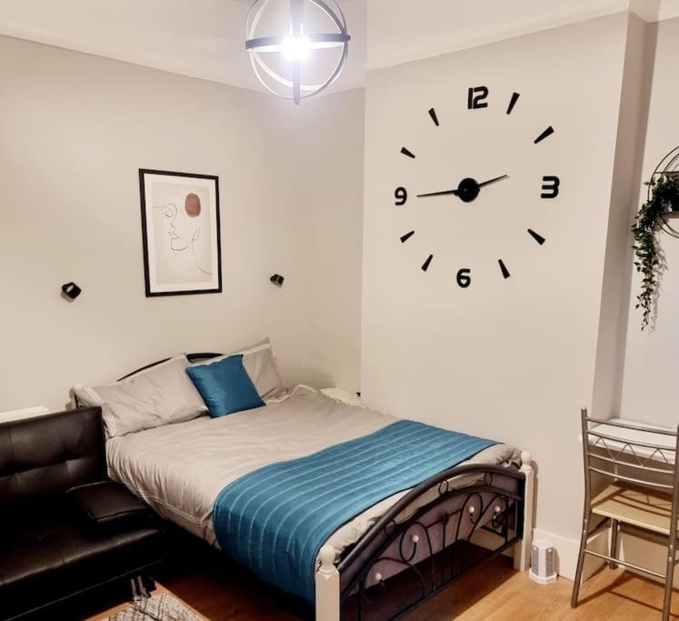 Stylish Apartment, Self Check-In, Ideal 4 Contractors, 25Mins To Gatwick Airport Thornton Heath Exterior photo